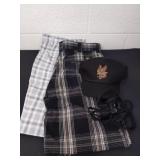 Two pairs of shorts men's size 32 Dockers and