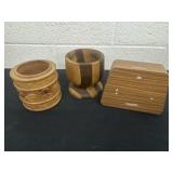 Wood cups and capello alarm Clock