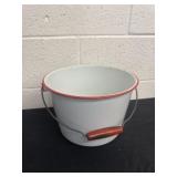 11ï¿½ enamel bucket