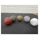 5 stone spheres 1'