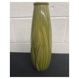 14ï¿½ green ceramic vase