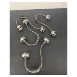 Four 7ï¿½ hooks