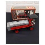 ERTL 1910 Texaco tanker Mac locking coin bank
