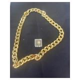 Plastic chain with a pin