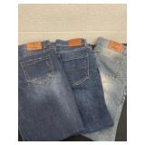 32x30 3 pairs  of jeans