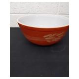 Vintage Pyrex Autumn harvest mixing bowl 2.5
