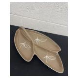 Vintage windshield platter with handle 16.5ï¿½