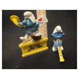 2 vintage Smurfs toys