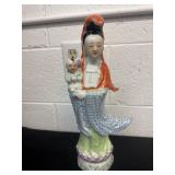 14ï¿½ vintage Chinese porcelain of Guanyin