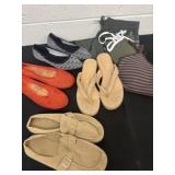 Sandals with pants and shirt size 9 and 8.5