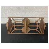 24ï¿½ wood shelf has damage