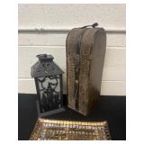 Wine box with lantern and 12ï¿½ plate