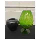 14ï¿½ and 8ï¿½ glass vases