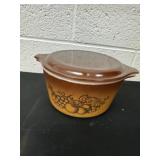 8ï¿½ vintage Pyrex casserole dish in the 'Old