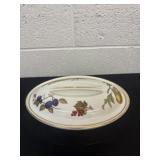 11ï¿½ Royal Worcester Evesham oval casserole