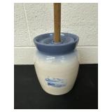 7ï¿½ vintage ceramic butter churn has small chips