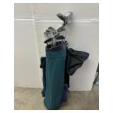 Macgregor Golf Bag very nice with clubs SEE PICS