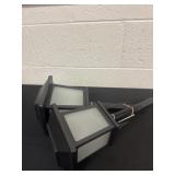 Two 17ï¿½ solar light