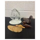 3 wood ducks and wolf sculptures