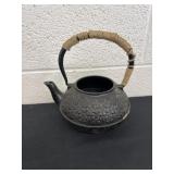 8' Japanese Tetsubin cast iron teapot no top