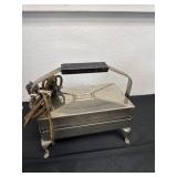 Vintage waffle maker