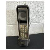 vintage Motorola DynaTAC cellular phone