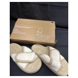 Size 36-37 chantomoo slippers
