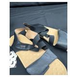 New size 9 sandals
