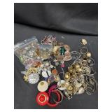 Group of misc jewlery