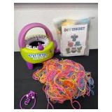 Knitting machine and crochet