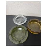 3 glass ash trays