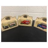 3 chevron die cast