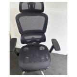Very nice black computer chair