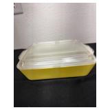 vintage Pyrex 503 refrigerator dish 10'