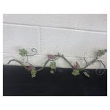 27' Metal grape vine