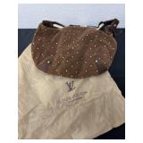 Louis Vuitton purse please preview