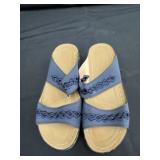 New 6.5 women's Sandals