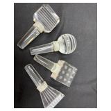 4 glass stoppers