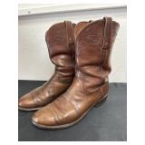 9.5d lucchese western boots