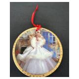 1989 happy holiday Barbie ornament 3.5'