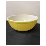 Pyrex yellow 404 mixing bowl