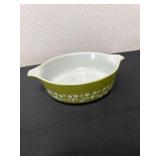 7.5'Vintage  pyrex dish