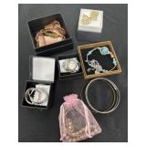 Group of jewlery