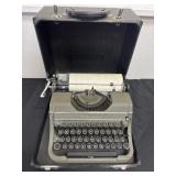 vintage Underwood Champion portable manual