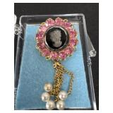 Vintage intaglio cameo brooch black glass and
