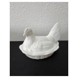 6ï¿½ vintage white milk glass hen on nest covered