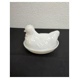vintage Hazel Atlas white milk glass small hen on
