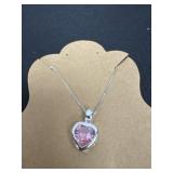 box chain necklace features a striking faceted