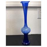 12ï¿½ vintage cobalt blue hand-blown glass bud vase