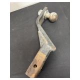Drop hitch with ball